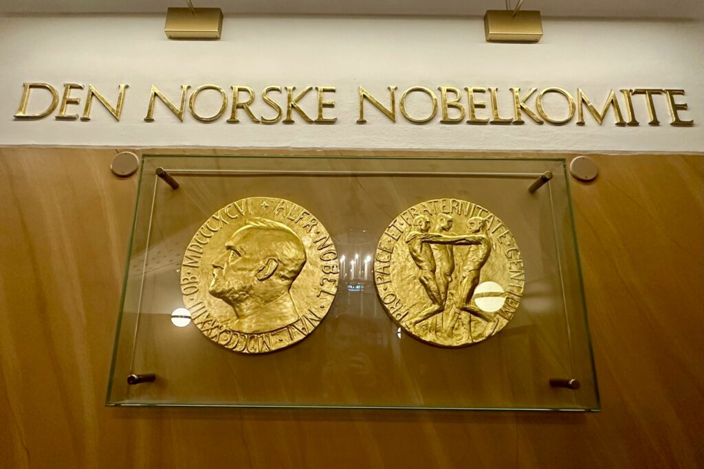 Efectele acordării premiului Nobel pentru Pace. Venezuela își închide ambasada din Norvegia