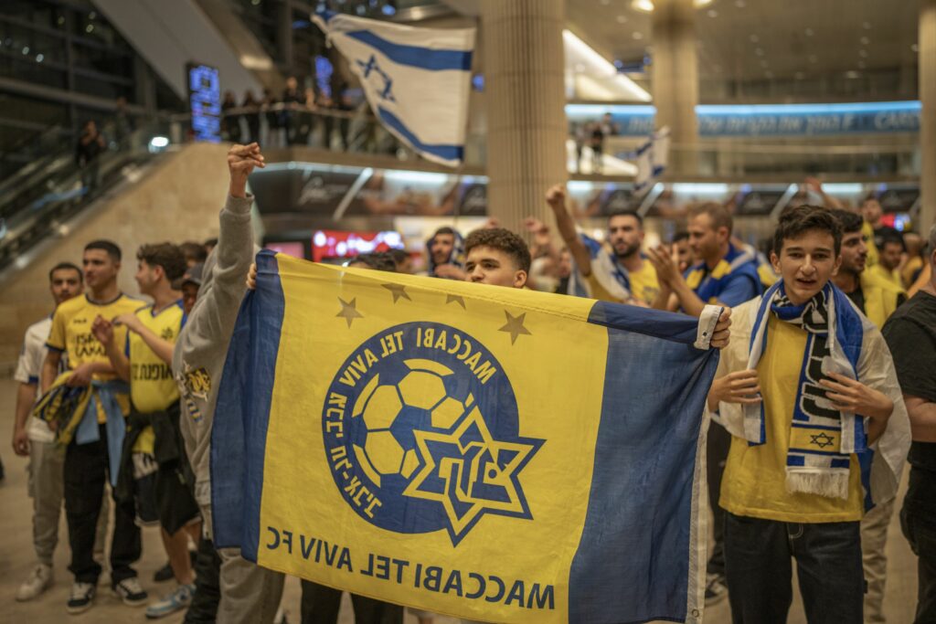 Fanii echipei Maccabi Tel Aviv nu vor fi primiți la meciul cu Aston Villa din motive de siguranță