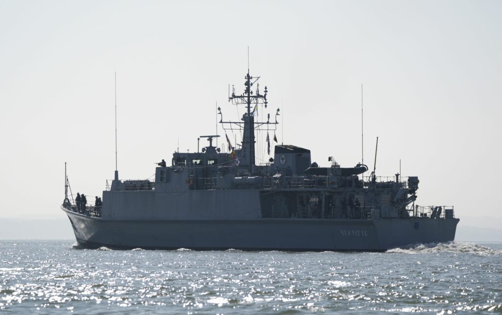 Olanda livrează Ucrainei o navă vânător de mine, afirmă comandantul marinei