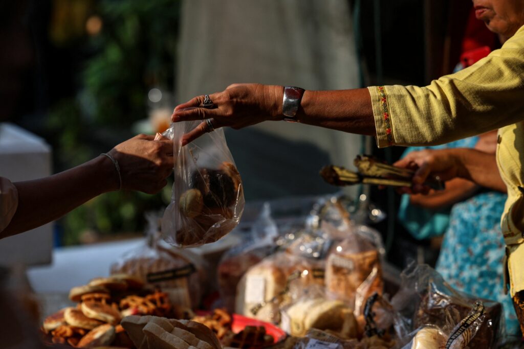 România aruncă cu 40% mai multă mâncare decât media europeană: peste 180 kg pe an pentru fiecare locuitor