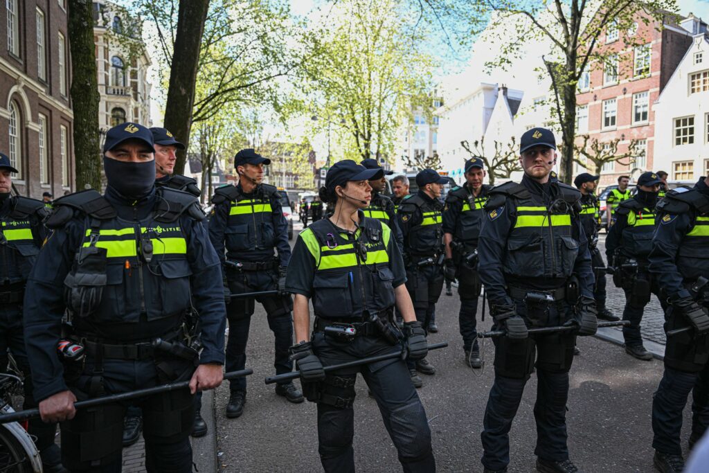 Olanda vrea să trimită migranți în Uganda, după modelul acordului semnat de Trump