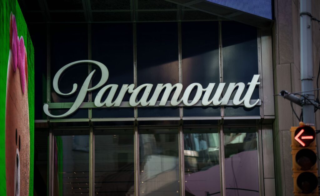 Paramount Skydance va concedia 1.000 de angajați, la trei luni după fuziune