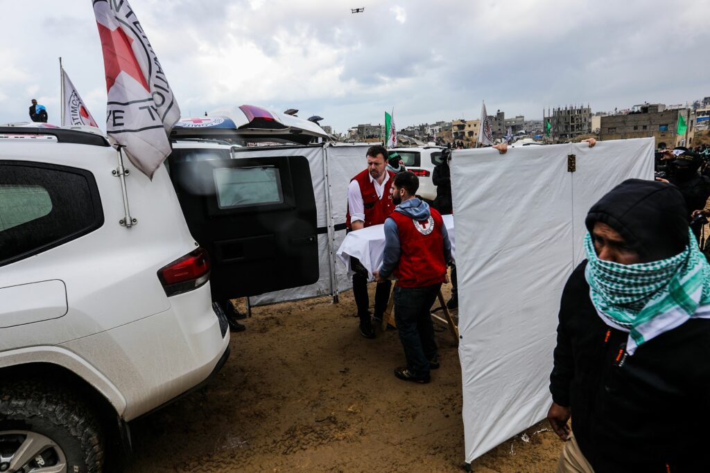 Israelul a predat cadavrele a 30 de palestinieni