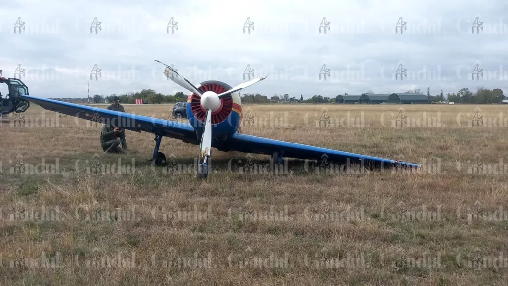 Un avion militar de antrenament a fost la un pas de prăbușire. Șeful Statului Major al Forțelor Aeriene a dispus o anchetă
