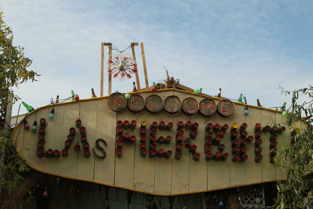 CNA s-a autosesizat după un episod din „Las Fierbinți” în care sunt menționați Bolojan și Miruță