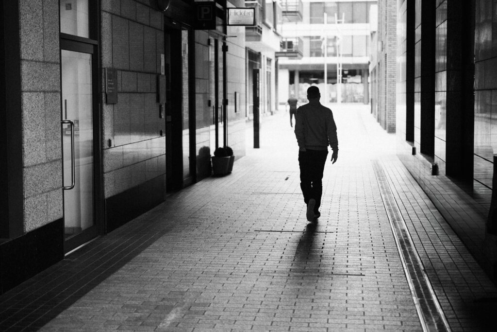 Tânăr de 26 de ani, acte sexuale în public, în prezența a trei fetițe din Sectorul 5