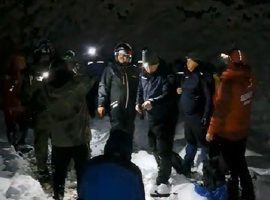 Misiune pentru salvarea a patru turiști polonezi blocați într-un gol alpin din zona Plaiul Muierii
