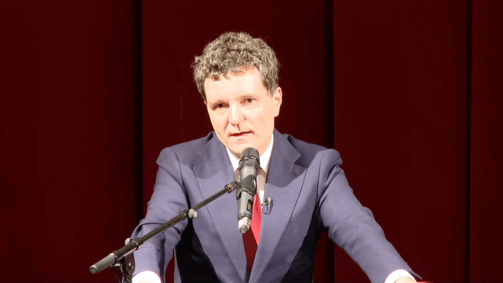 Nicuşor Dan la Iaşi: Trebuie să luptăm pentru adevăr