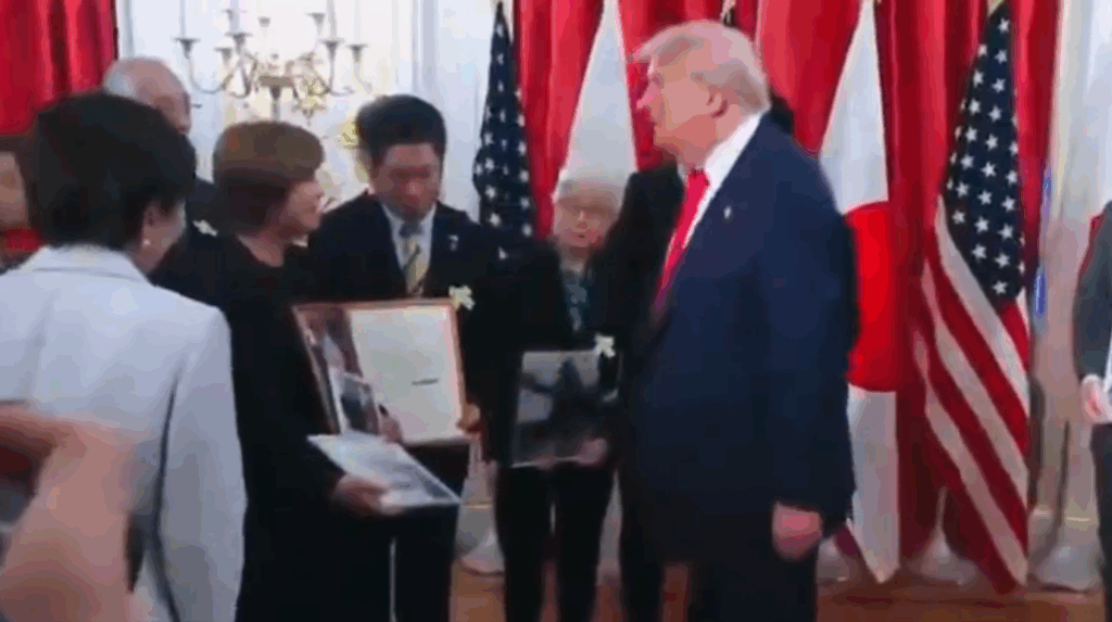 Donald Trump s-a întâlnit cu familiile japonezilor răpiți de Coreea de Nord