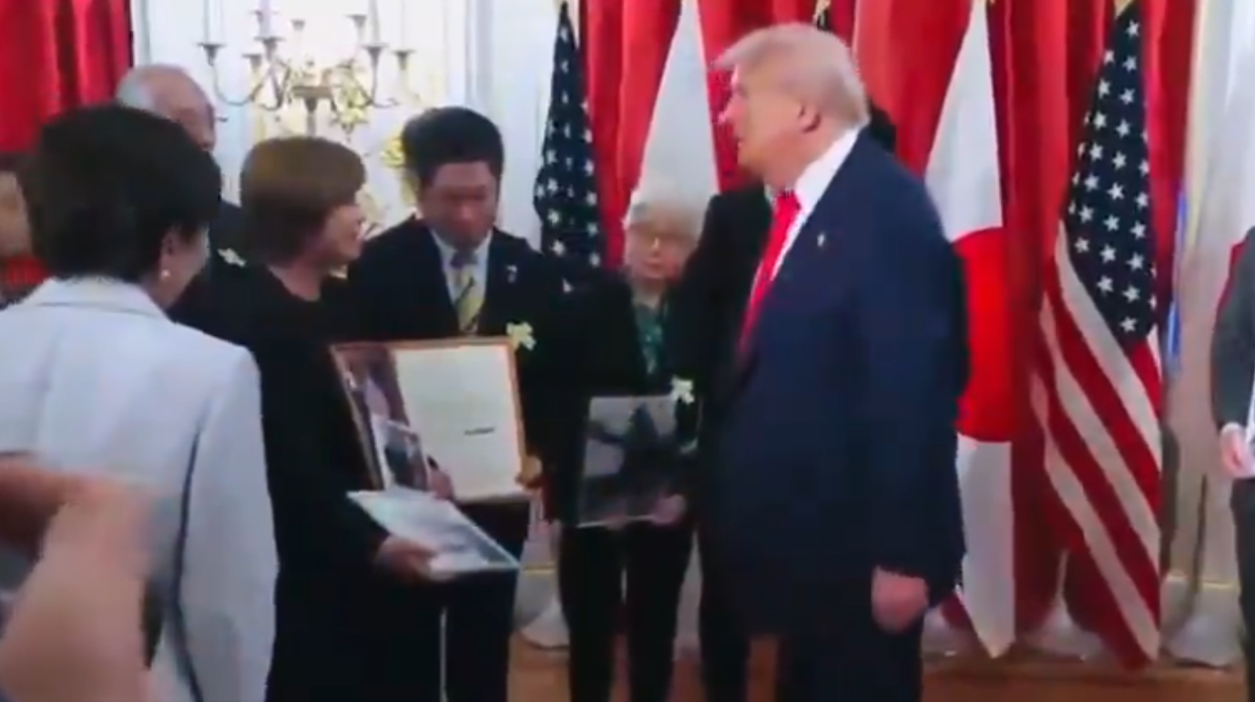 Trump s-a întâlnit cu familiile japonezilor răpiți de Coreea de Nord