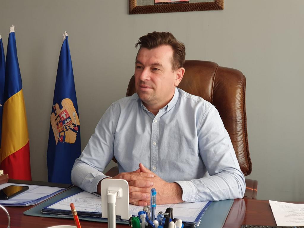 Primar PNL, atac la Bolojan: Când erați la Bihor, era bine să vă dea Guvernul cu nemiluita