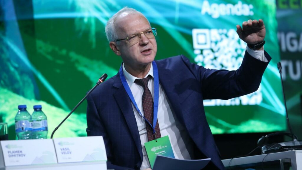 Bulgarii se tem să nu ajungă ca România. Avertisment al unui economist despre deficit: Traiectorie care va duce la o catastrofă