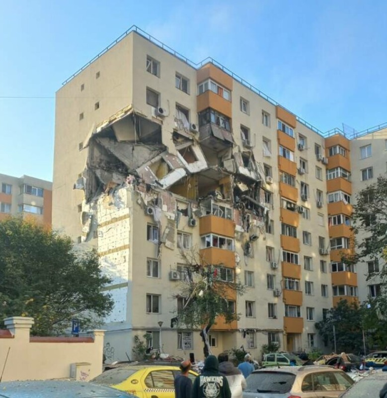 Bujduveanu: În una dintre scările blocului din complex, nu se va mai putea intra niciodată