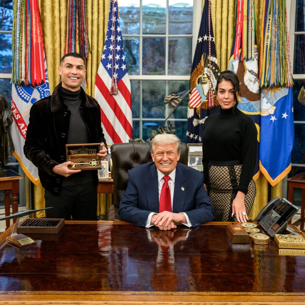 Ce cadou a primit Cristiano Ronaldo de la Donald Trump, în vizita sa la Casa Albă