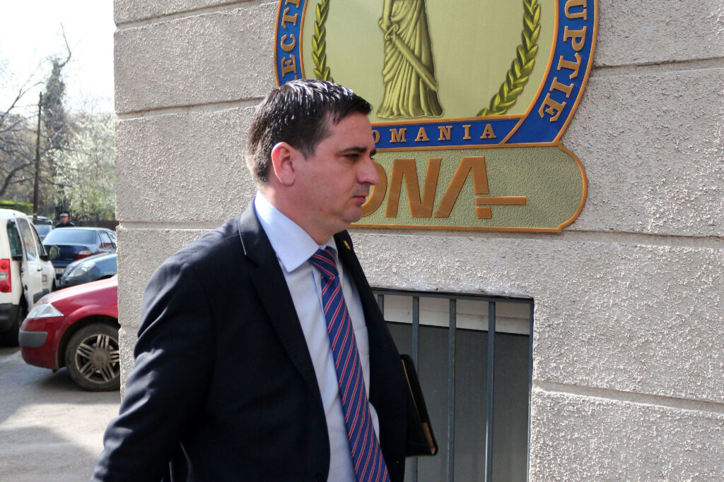 Dosarul „Mită la MApN”: Conversații între Marius Isăilă și Octavian Berceanu, sub lupa DNA. Discuții despre ajutor în alegerile pentru Primăria Capitalei | STENOGRAME