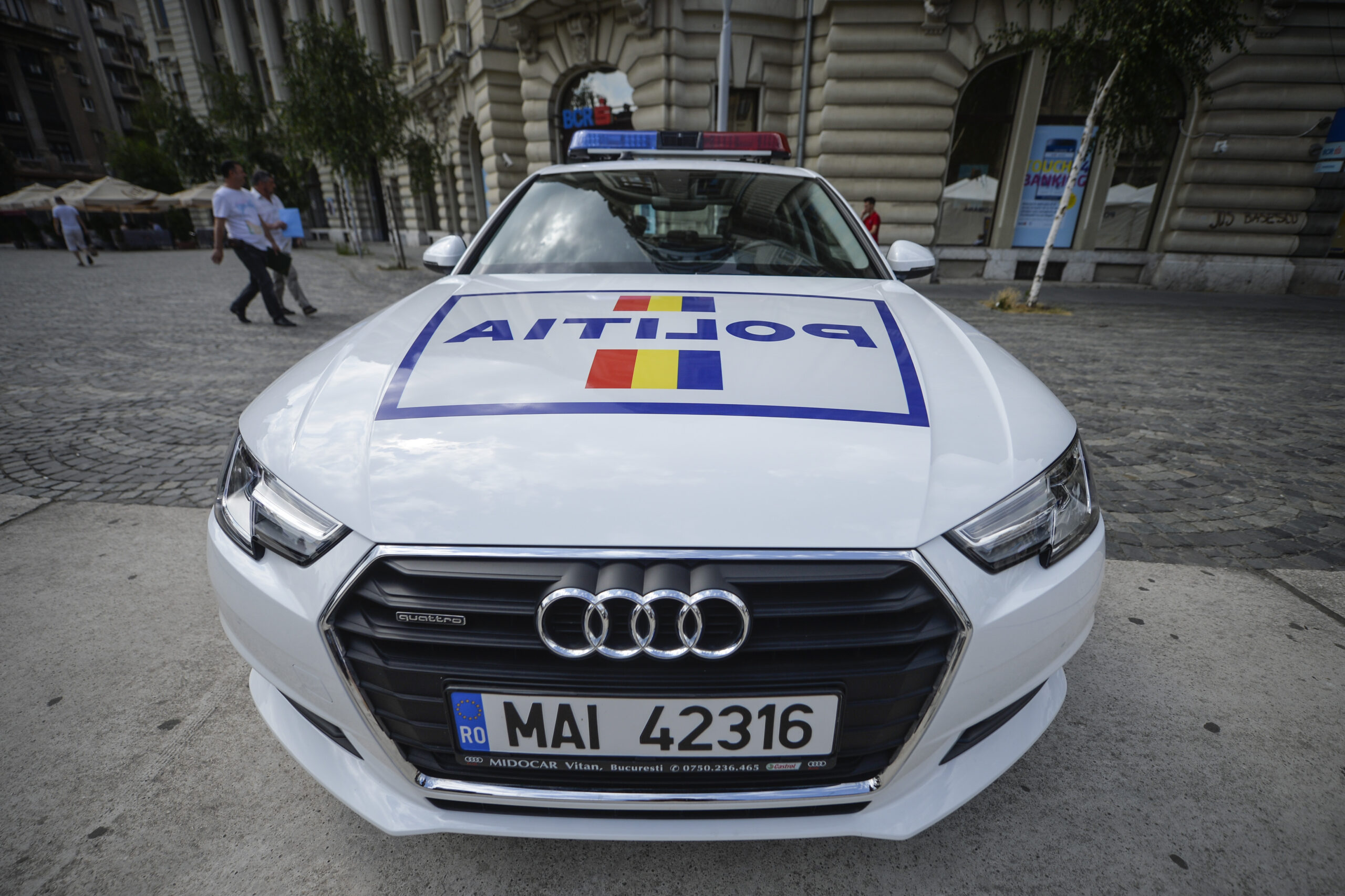 Bătaie la sediul Înmatriculări-Permise din Capitală