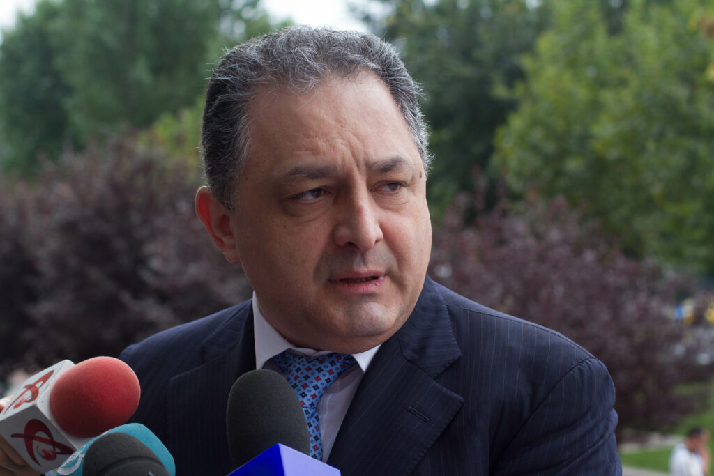 ANAF is enforcing the seizure of Vanghelie’s assets. Huge amount to pay