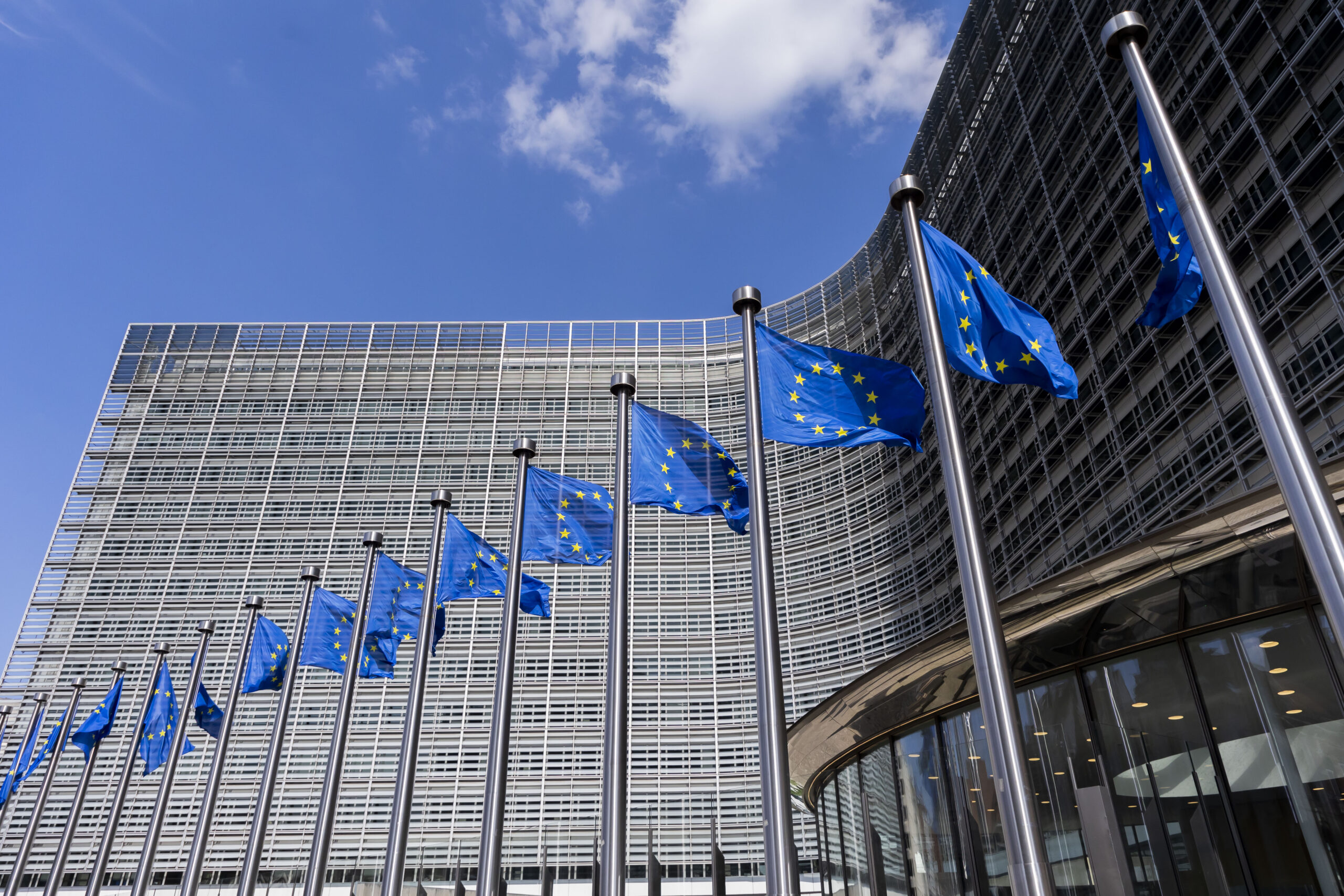 Comisia Europeană revizuiește bugetul de 1,8 trilioane de euro