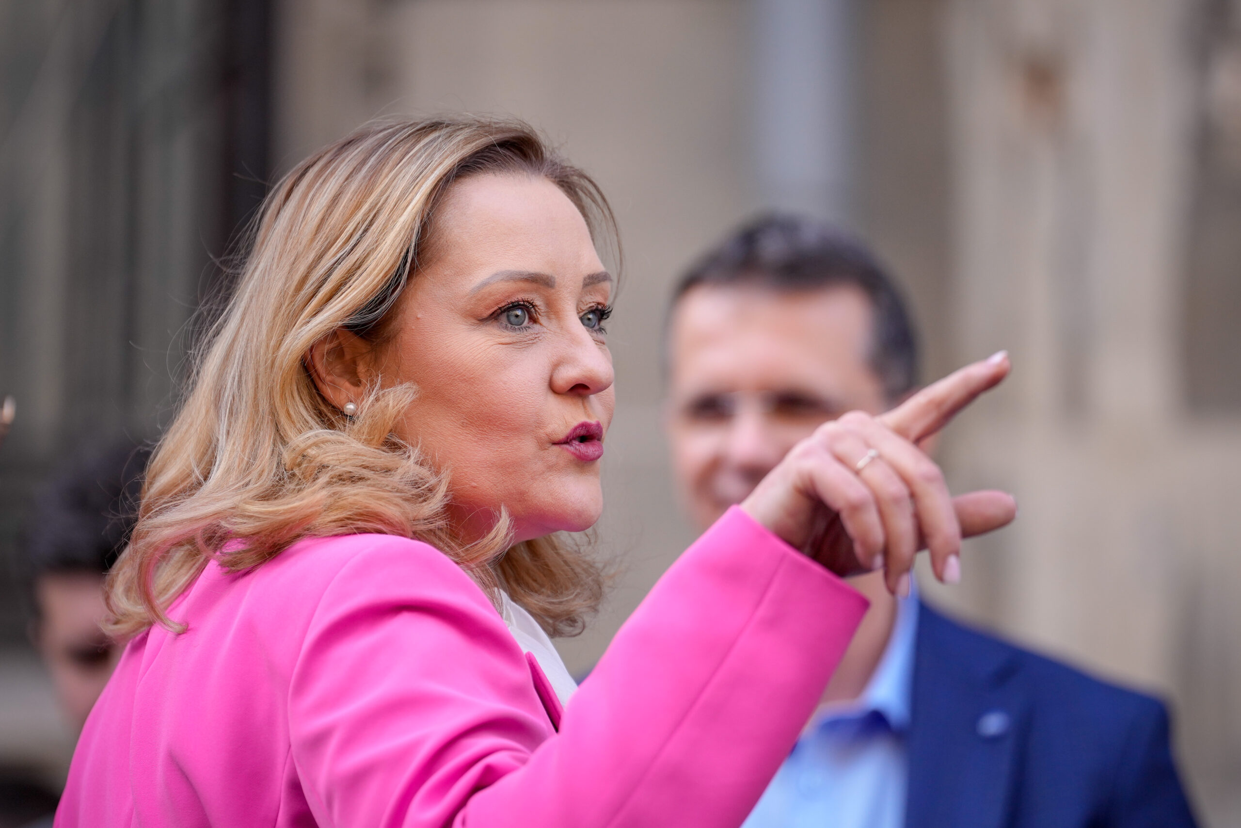 Elena Lasconi atacă guvernul Bolojan
