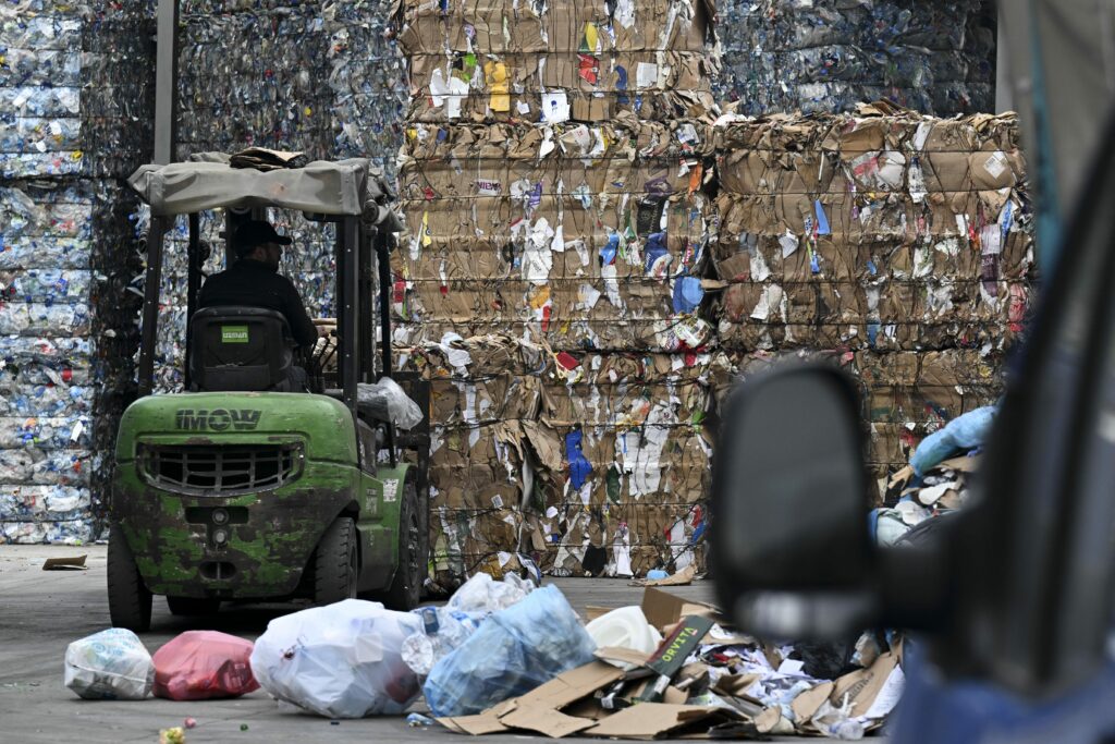 România, codașă la reciclare în UE