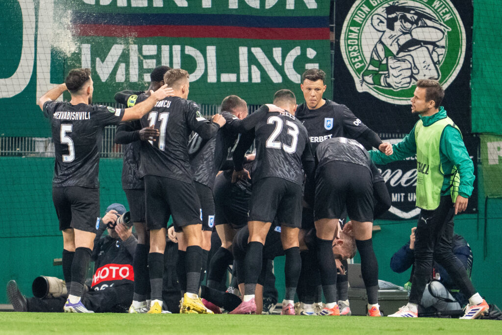 Universitatea Craiova a învins Rapid Viena cu 1-0 în etapa a 3-a din Conference League
