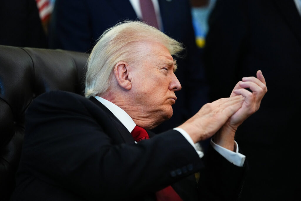 Trump vrea ca un nou stadion din Washington să îi poarte numele. Ce spune purtătoarea de cuvânt a Casei Albe