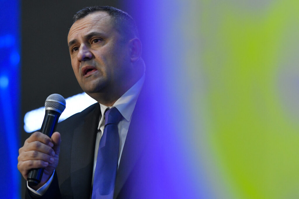 700.000 de euro încasați din OnlyFans, nedeclarați de un bărbat. Cum l-a găsit ANAF