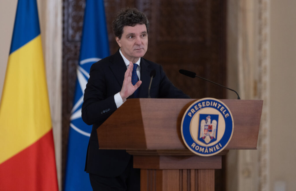 Nicușor Dan a semnat. Ionuț Moșteanu nu mai face parte din Guvern