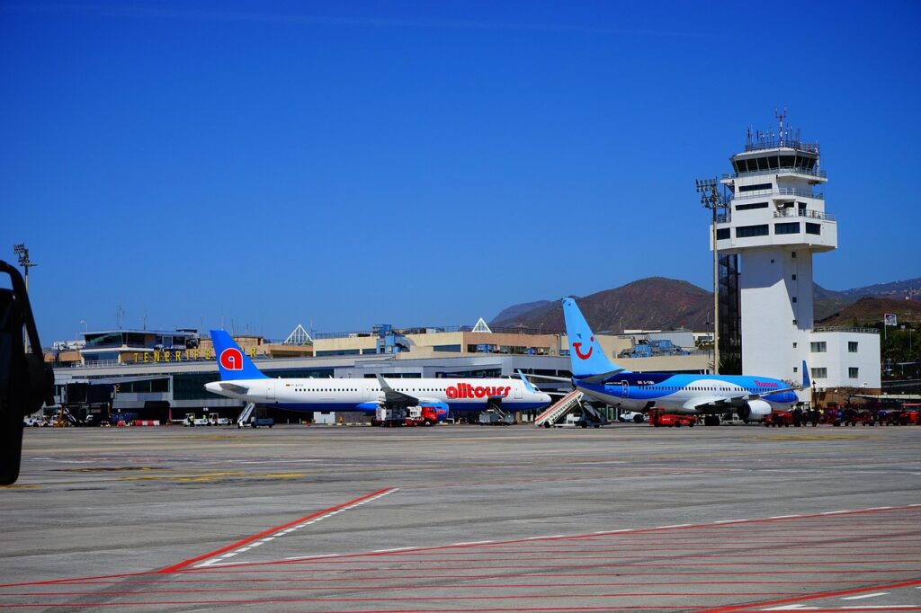 Haos pe aeroportul din Tenerife din cauza noului sistem de verificare a pașapoartelor