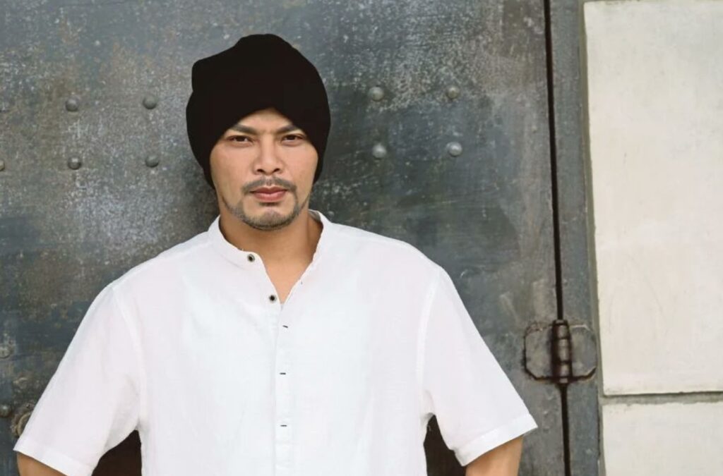 Controversatul rapper Namewee a fost reținut în urma morții unui influencer