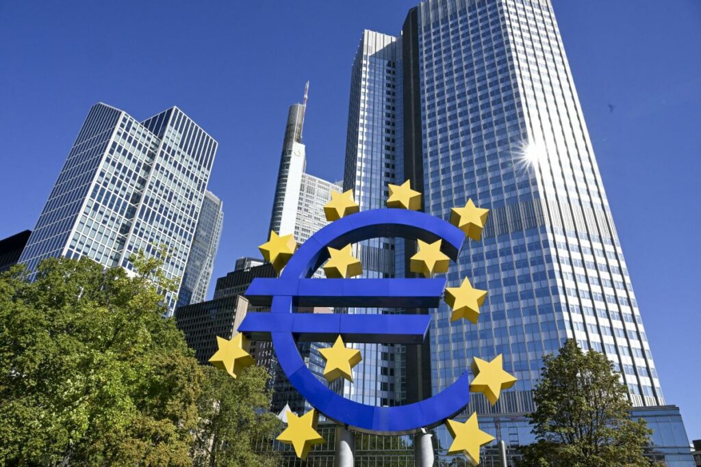 BCE a detectat trei amenințări financiare și un factor declanșator care poate transforma Europa într-o „criză sistemică” totală