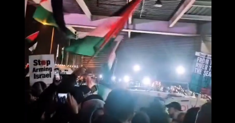 Proteste și arestări înaintea meciului dintre Aston Villa și Maccabi Tel Aviv