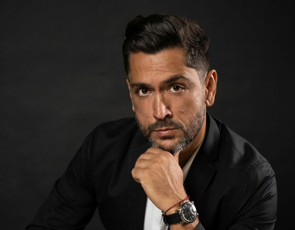 Cezar Ouatu va interpreta imnul național înaintea meciului României cu San Marino, la Ploiești