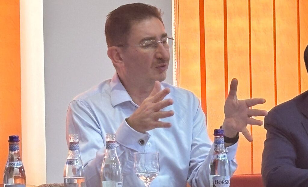 Consiliul Concurenţei a aplicat amenzi de 5,35 milioane lei pe piața deșeurilor medicale, pentru cinci companii care s-au înțeles să nu se concureze