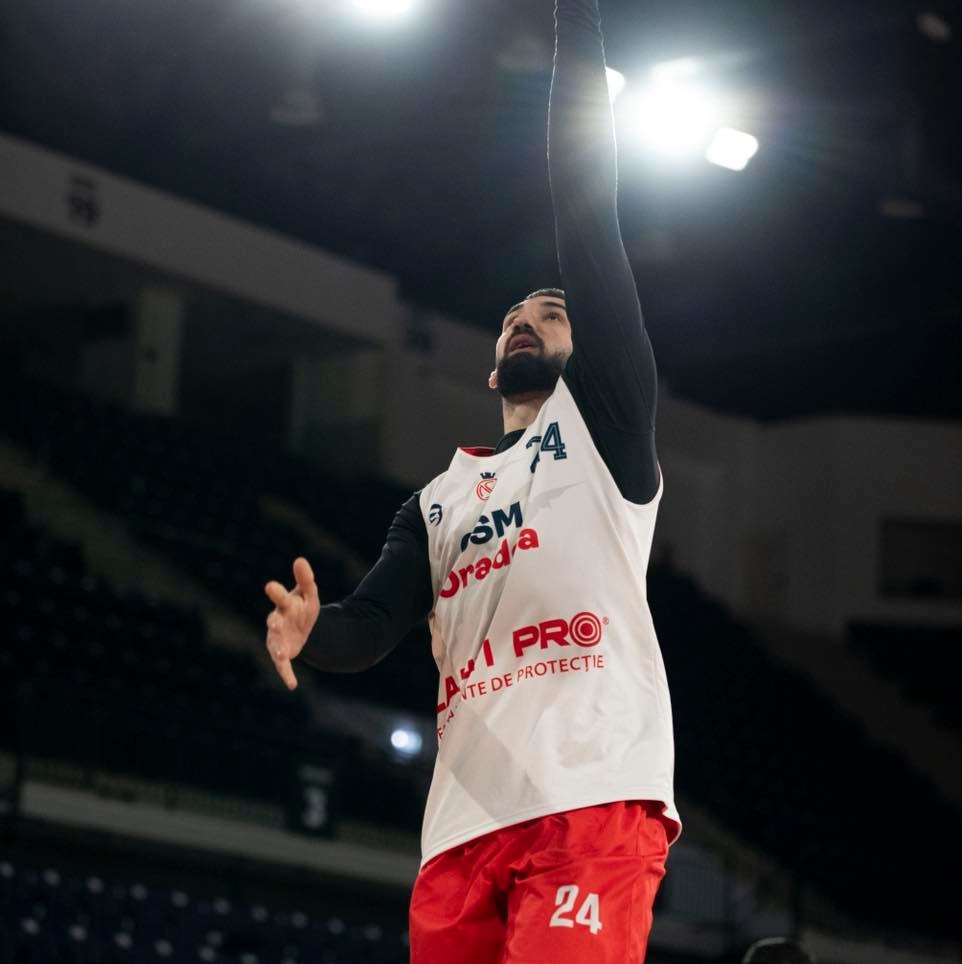 Baschet: CSM Oradea luptă pentru primul loc în grupa C din FIBA Europe Cup