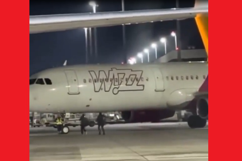 Doi români au fugit pe pistă la Köln ca să oprească un avion Wizz Air