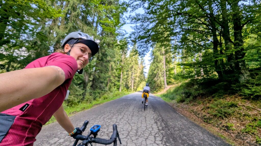 Caz medical ultra-rar, rezolvat integral la Spitalul din Giurgiu / Un pacient de 72 de ani, cu o tumoră rarissimă, ajunge în revistele medicale internaționale