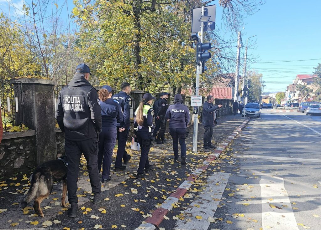 Craiova: Cinci tinere, reținute pentru furt calificat. Printre ele, o adolescentă de 17 ani