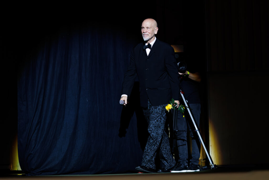 Vis, sacrificiu și muzică. Actorii din „Cravata Galbenă” vorbesc pentru Mediafax despre prețul vocației și puterea unui vis