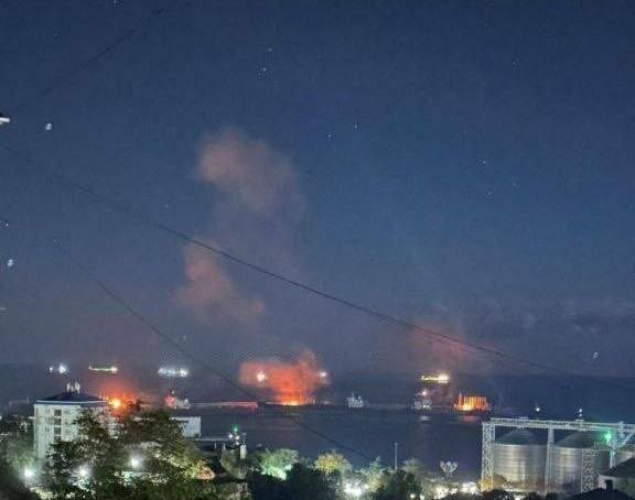 O dronă ucraineană loveşte un terminal petrolier şi un tanc de ţiţei în regiunea rusă Krasnodar