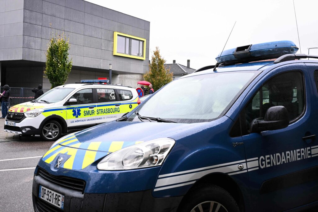 Posibil atentat în Franța: Mai mulți pietoni, loviți de o mașină / În momentul arestării, atacatorul a strigat „Allah Akbar”