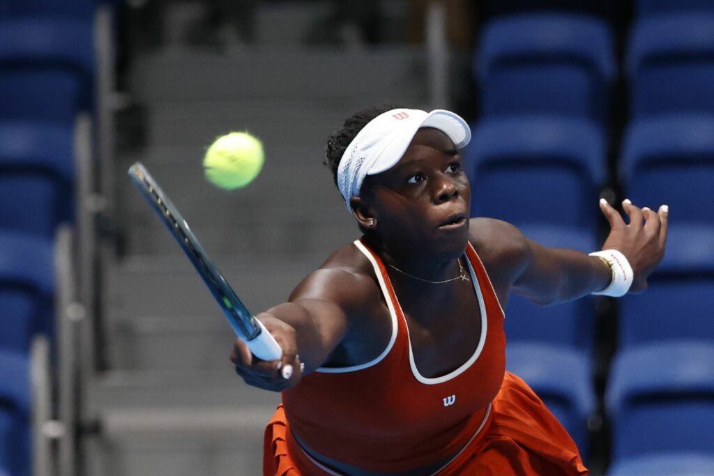Tânăra canadiană Mboko câștigă Openul de la Hong Kong, al doilea titlu WTA