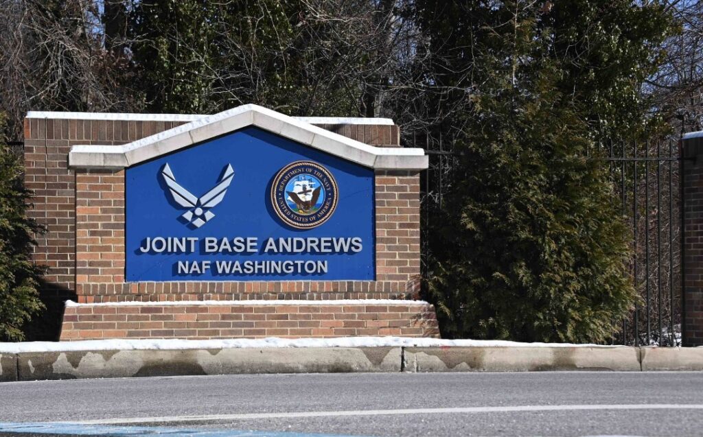 Pachet suspect cu pulbere albă la baza militară unde a fost Trump: Mai multe persoane, în spital