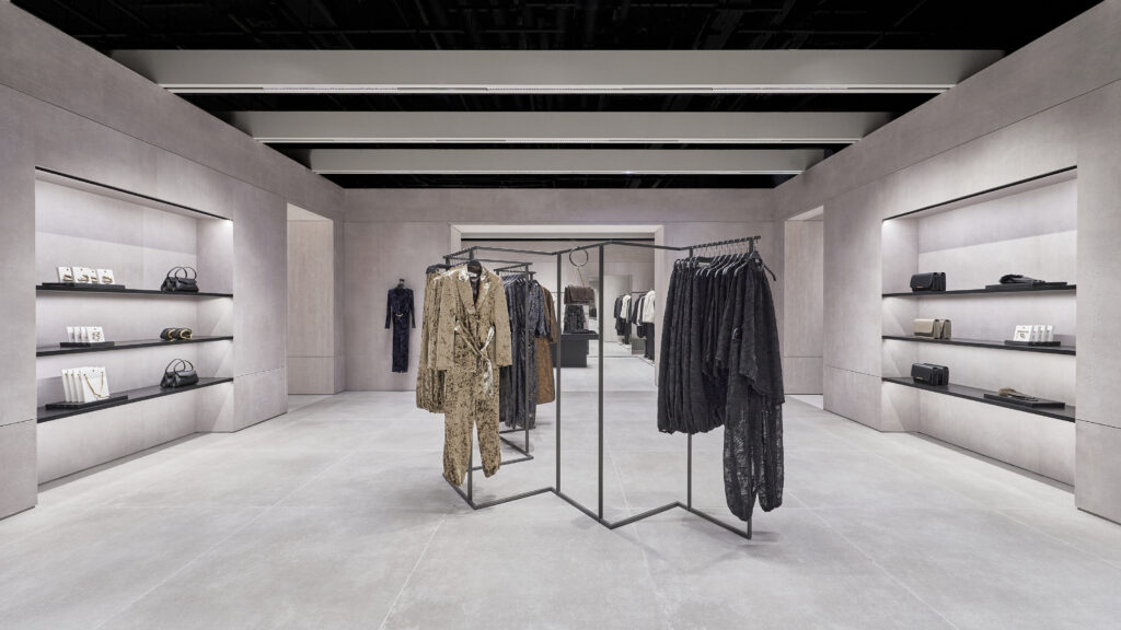 ZARA REDESCHIDE MAGAZINUL DIN SUN PLAZA DIN BUCUREȘTI