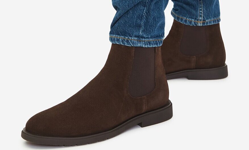 Cum să întreții corect o pereche de pantofi de bărbați din piele întoarsă pentru durabilitate maximă (P)