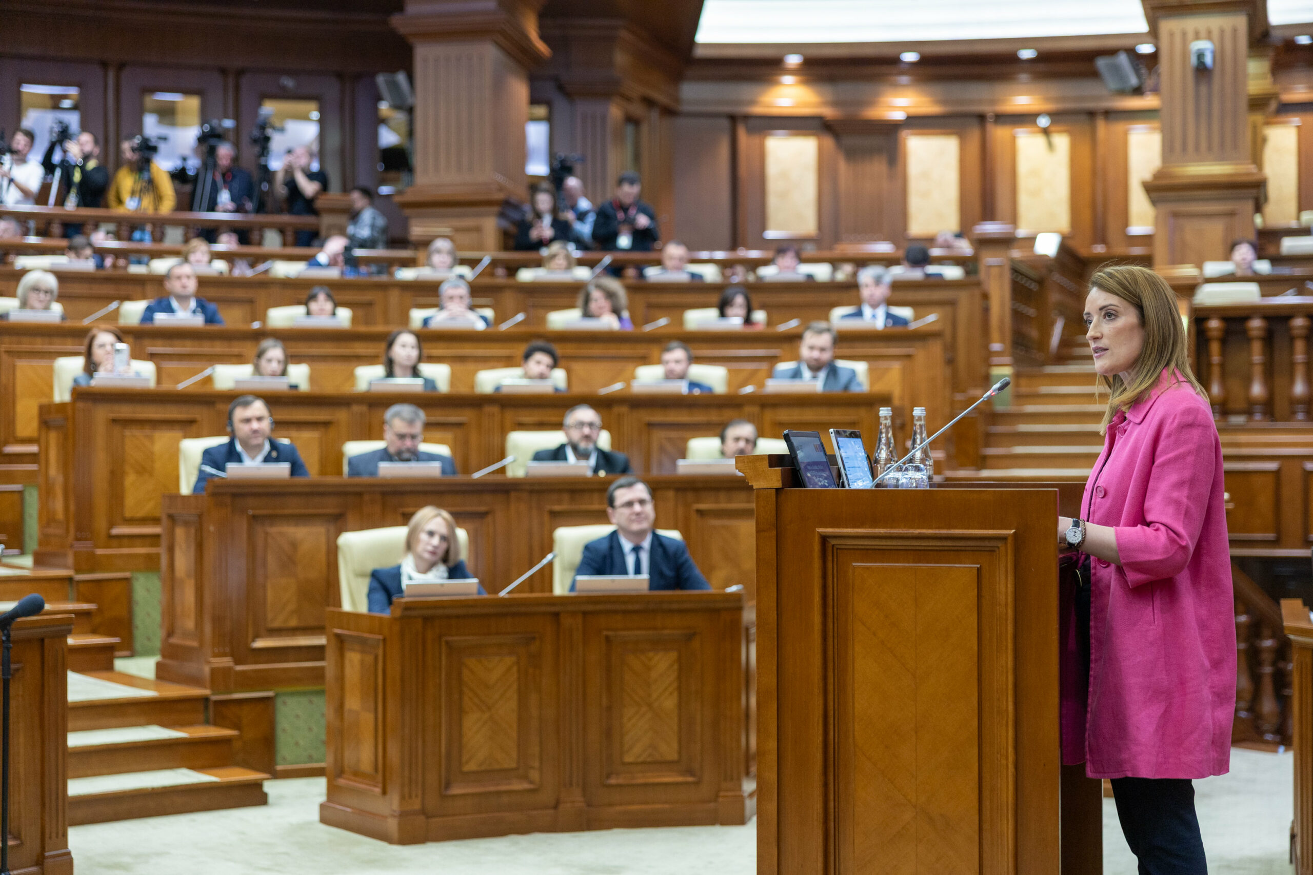 Roberta Metsola a promis, la Chișinău, sprijin pentru aderarea Republicii Moldova la UE