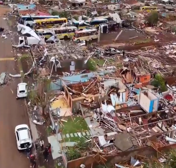 Brazilia: O tornadă a ucis cel puţin cinci persoane şi a rănit peste 400