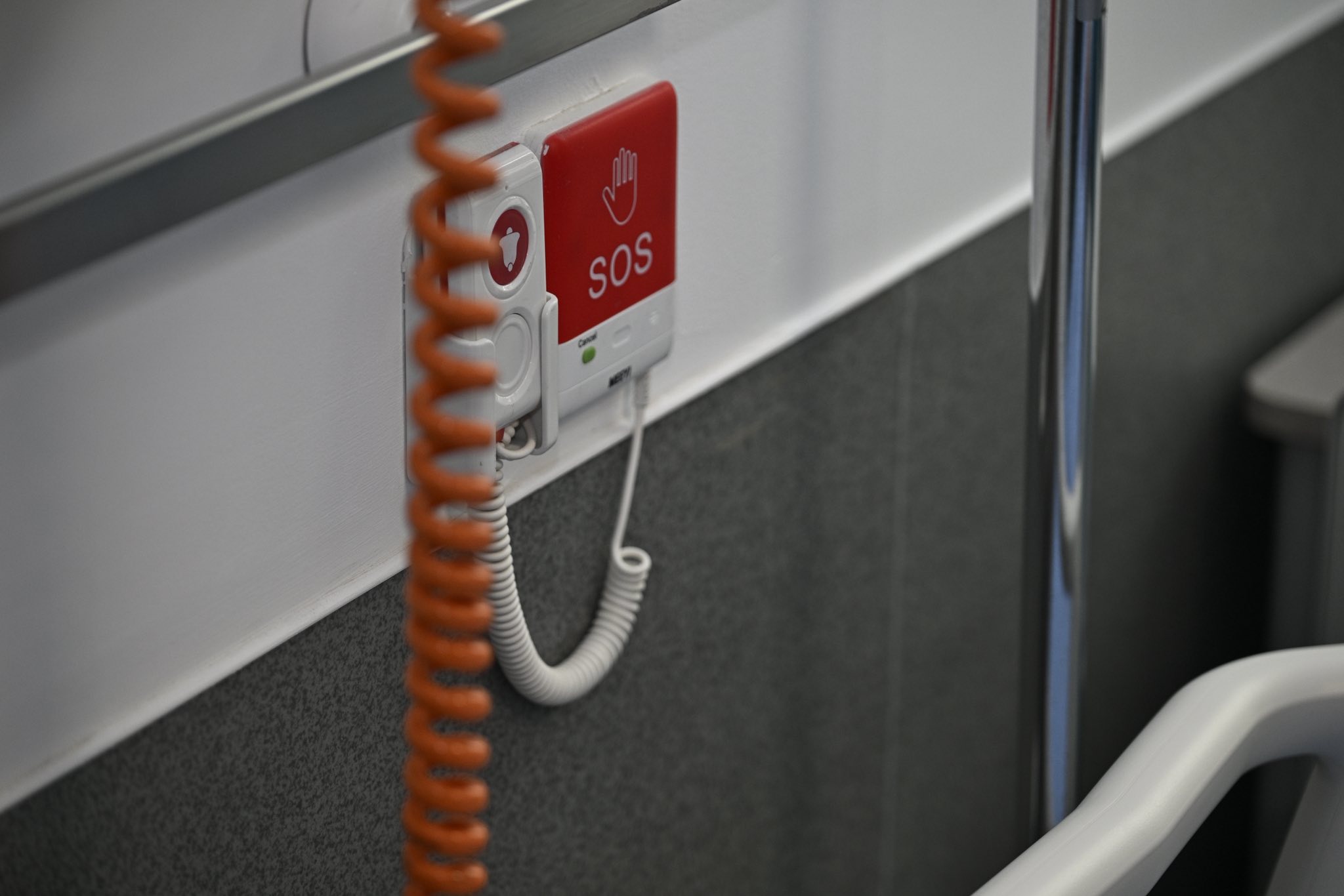 Rogobete cere sfat: intervențiile stomatologice cu anestezie generală să se facă în spitale?