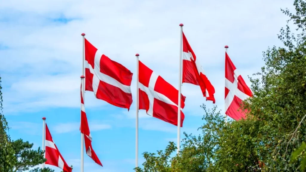 Un aeroport din Danemarca a fost închis după ce au fost raportate drone în proximitate