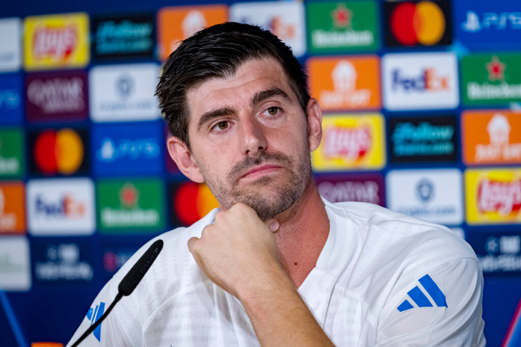 Thibaut Courtois, portarul Real Madrid, nu va juca în meciul cu Olympiacos din Champions League